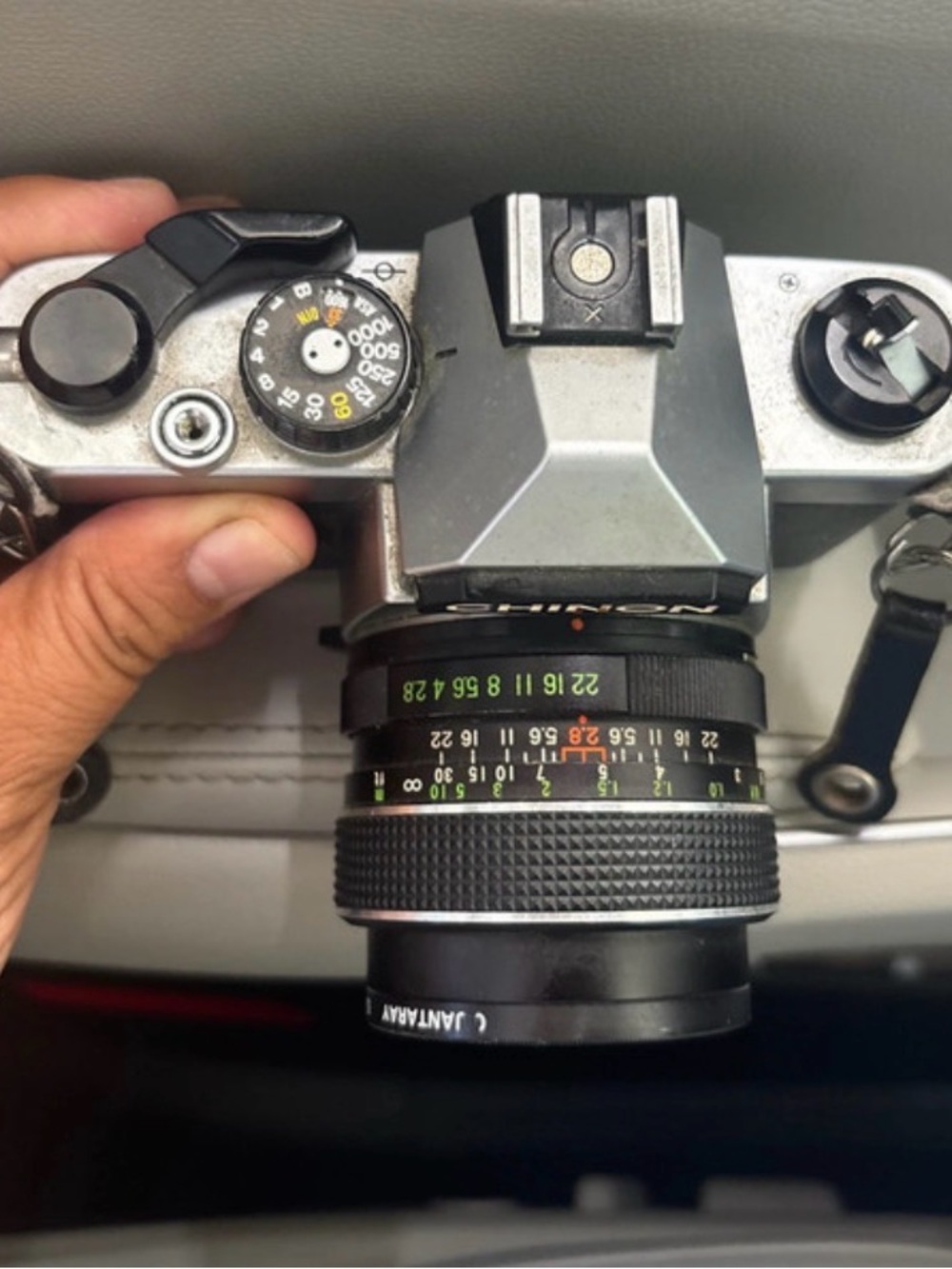 Chinon signature, 1970 Vintage 35mm Film SLR Camera with Black Lens - Unbranded